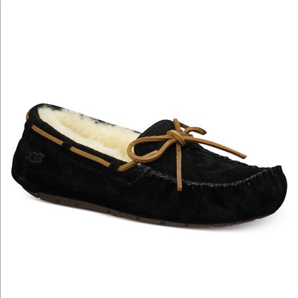 UGG Women's Dakota Moccasin Slippers 6